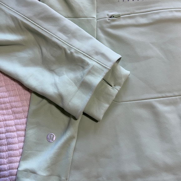 lululemon athletica Green cross chill performance Jacket - Picture 6 of 6